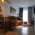 Appartement Vip, With Free Garage Parking *