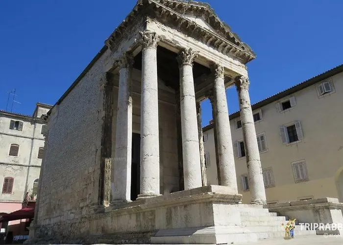 Vip, With Free Garage Parking Apartman