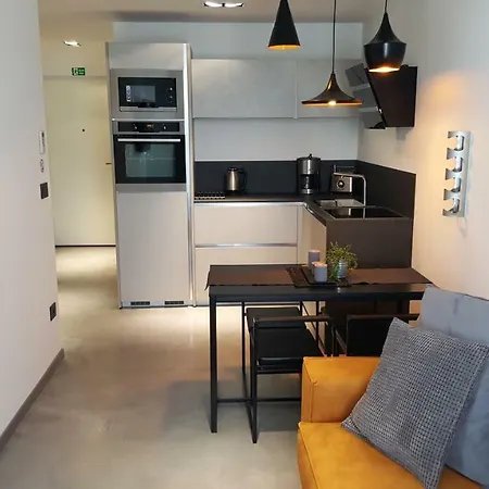 Διαμέρισμα Vip, With Free Garage Parking