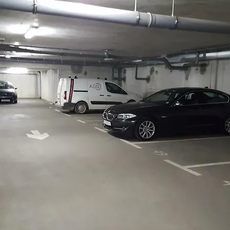 Apartment Vip, With Free Garage Parking