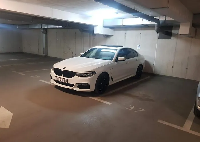 Vip, With Free Garage Parking Διαμέρισμα *