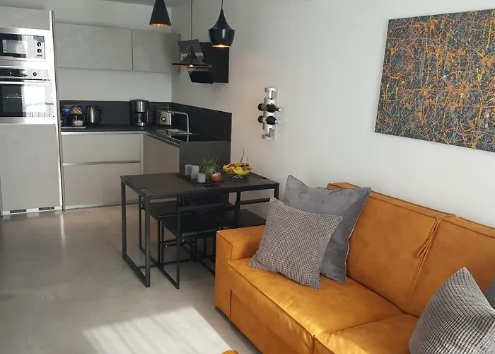 Διαμέρισμα Vip, With Free Garage Parking Πούλα