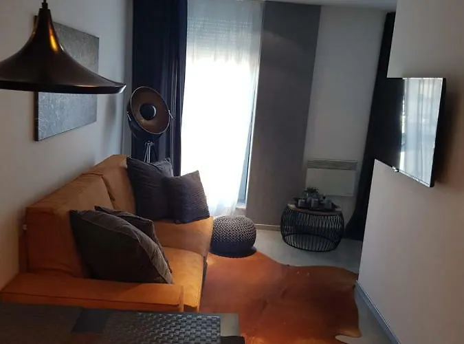 Vip, With Free Garage Parking * Pula